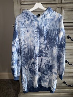 Lulu's Blue and White Tie-Dye Crewneck Hoodie